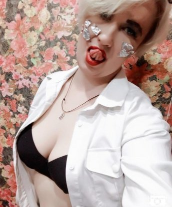 Проститутка Лола